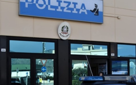 Hashish nella barberia, sospesa la licenza