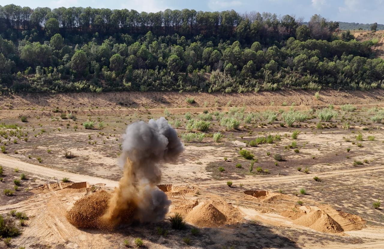 Bonificate 10 bombe d’aereo