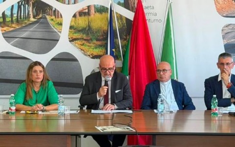 Provincia, inaugurata la nuova stanza del Centro Antiviolenza Minorenni