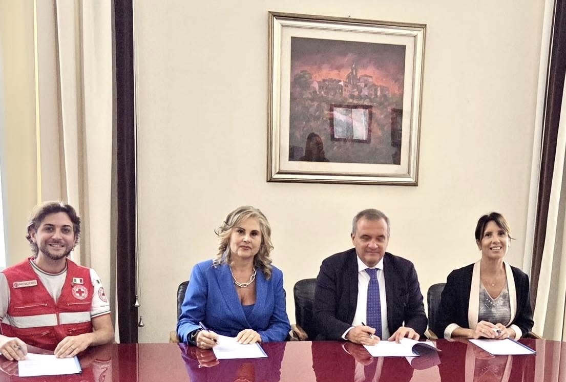 Nuovo Patto UE su migrazione e asilo, firmato il protocollo tra Prefettura, Questura, ASL e Croce Rossa