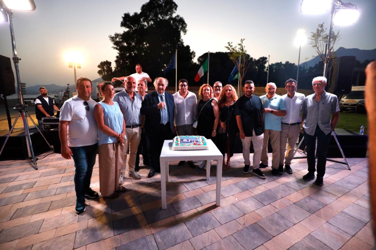Festa per la Bandiera Blu 2026 nella nuova Piazza di Santo Janni