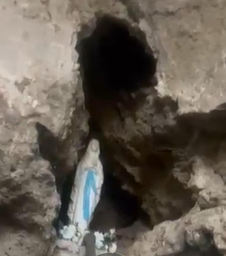 Furto nella chiesa di “San Bartolomeo Apostolo”, rubata la statua raffigurante la madonna di “Lourdes”