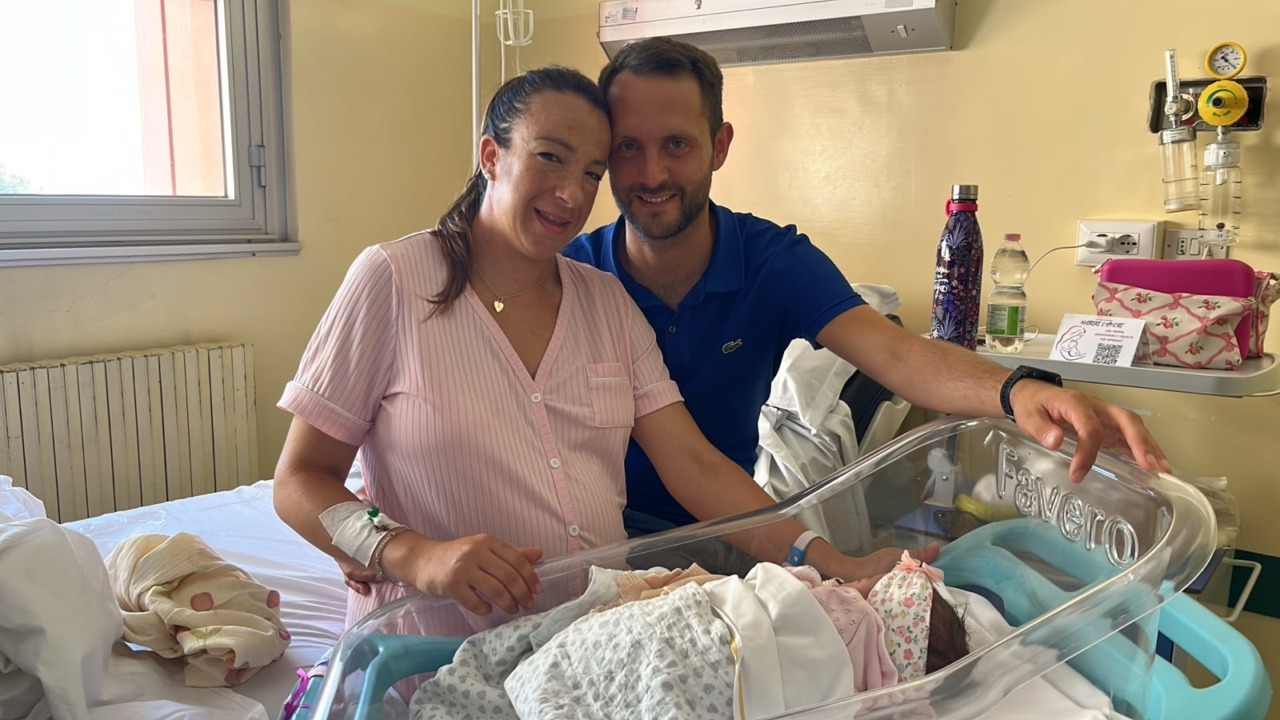 Ospedale, tre fiocchi azzurri e due rosa in sette ore