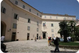 Movida, in vigore la nuova ordinanza del Comune musica, alcol e decoro urbano