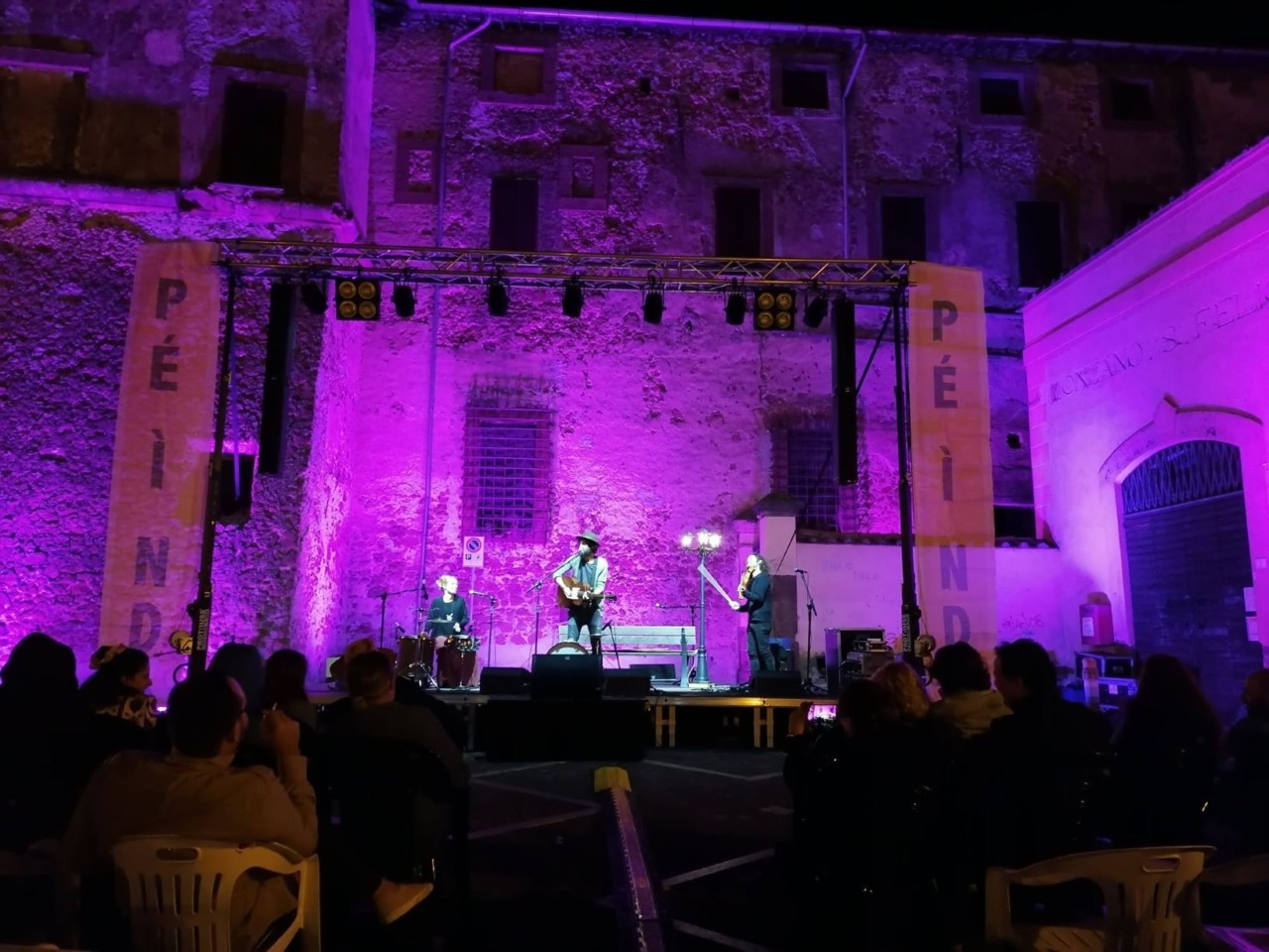 Diritti, cultura e grande musica mediterranea:  torna l’appuntamento con il Pé Ì Ndó