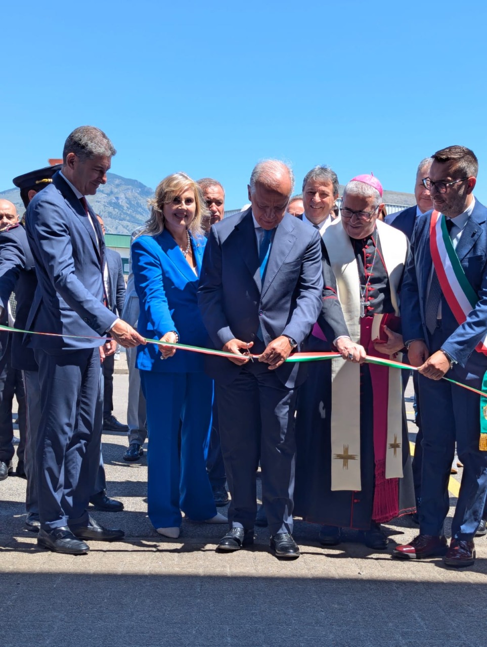 Inaugurata la Sede del Commissariato di P.S. di Fondi. Presente il Ministro Matteo Piantedosi. LE INTERVISTE