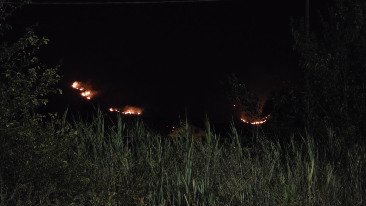Nuovo incendio tra Sermoneta e Sezze