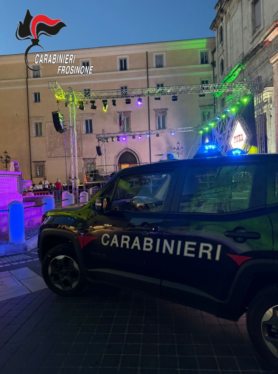 Tensione ai Fasti Verolani, uomo arrestato dopo aver aggredito i carabinieri
