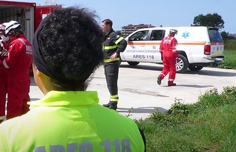 Tragedia in spiaggia, anziano muore a causa di un malore