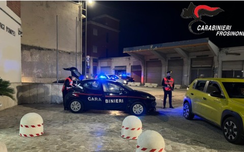Fermato dopo un scambio di cocaina, 40enne ai domiciliari
