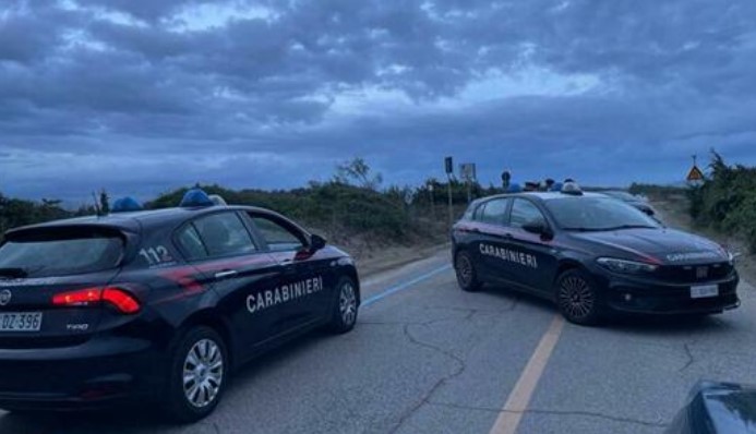 Furto sulle auto in sosta sul lungomare, due arresti