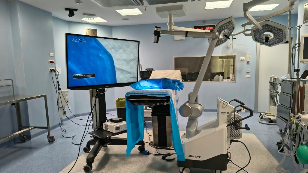 Arriva un sistema avanzato per microscopia digitale per la neurochirurgia del “Goretti”