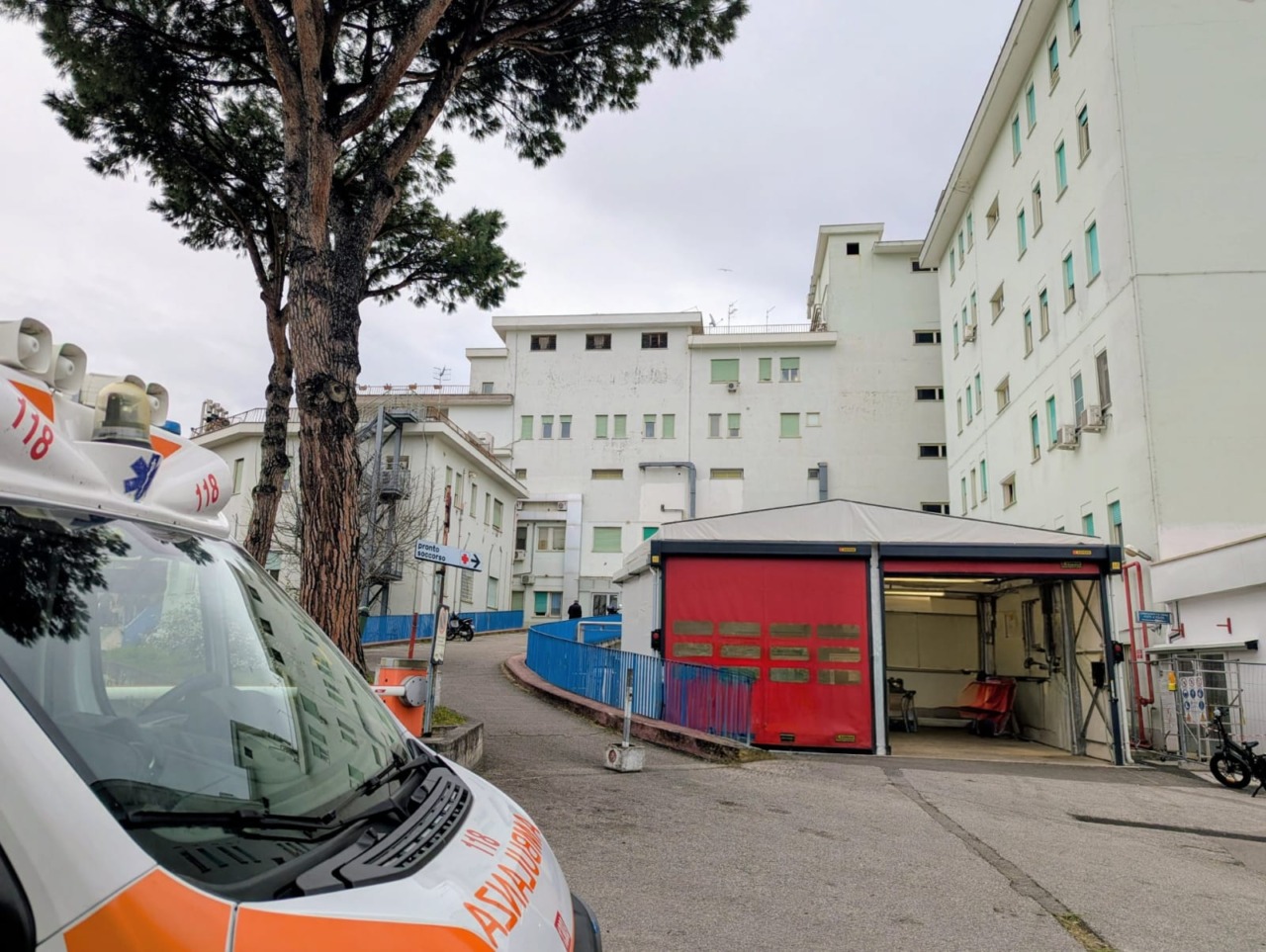 Terzo prelievo di tessuto osseo da vivente del 2026 e quinto di cornee al “Dono Svizzero”