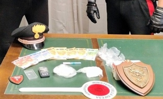 Controlli antidroga, tre arresti dei carabinieri in provincia