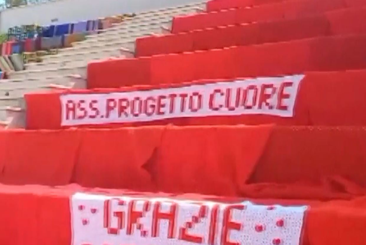 Migliaia di coperte all’uncinetto per la solidarietà