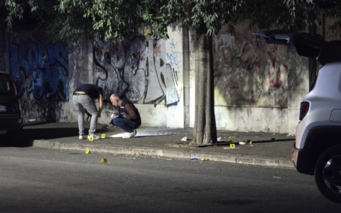 Omicidio in viale 24 Maggio: la vittima è un 27enne gambiano, indagini a tutto campo