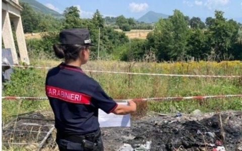 Rifiuti dati alle fiamme, denunciata una persona