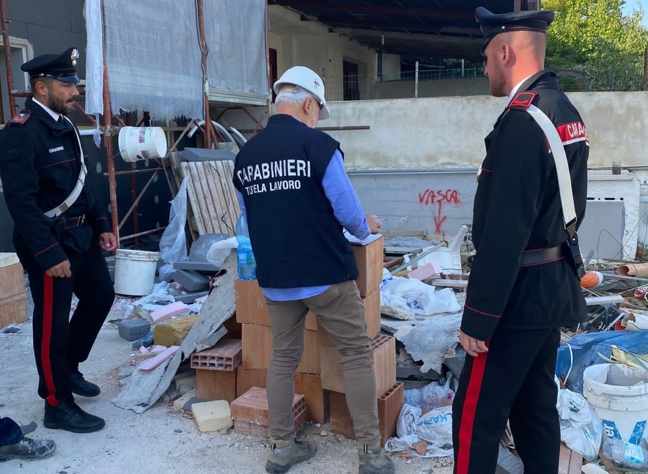 In cantiere trovati due lavoratori in nero e scarsa sicurezza