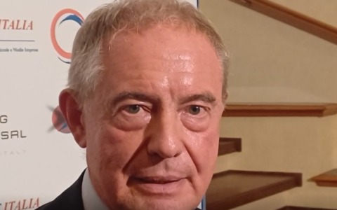 Vertenza Stellantis, Governo e Regione chiedono risposte alla multinazionale