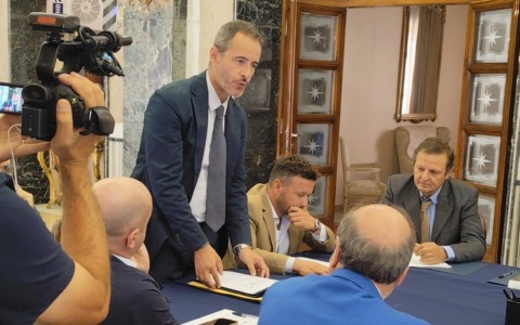 Valle del Sacco, 15 Comuni firmano in Prefettura: nasce il Tavolo dei Sindaci contro l’inquinamento