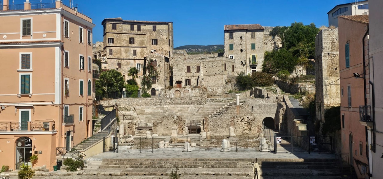“Porticus” del Teatro Romano, l’intervento di recupero
