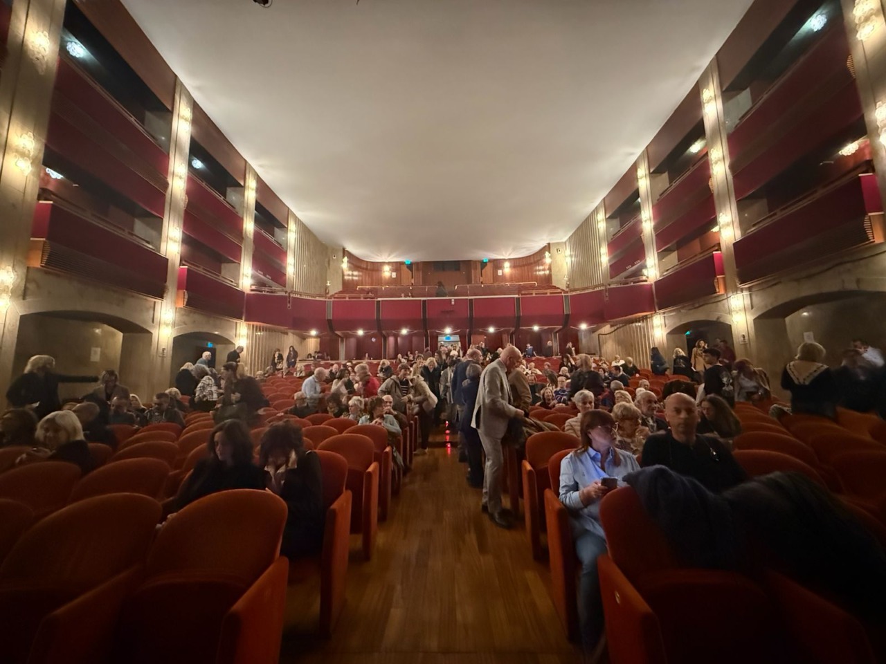 Teatro D’Annunzio, ultimi giorni per abbonarsi