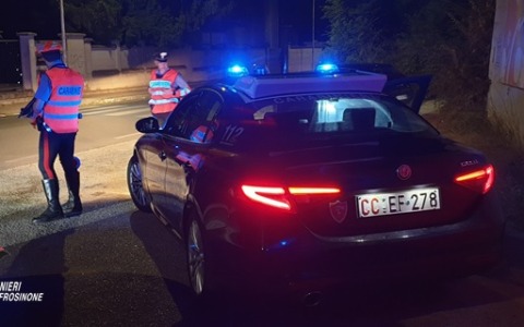 Sorpreso a rubare carburante da un autobus in sosta, arrestato