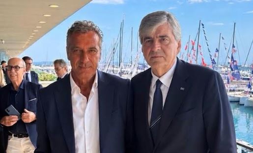 Acampora al Salone Nautico di Genova, l’intervento con il ministro Mazzi “Il mare è una grande infrastruttura naturale su cui costruire crescita e competitività”
