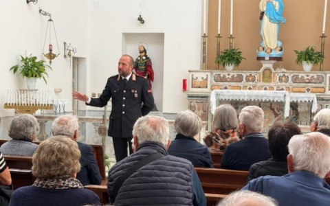 Carabinieri a lezione di sicurezza contro le truffe agli anziani: incontro alla Parrocchia di San Rocco