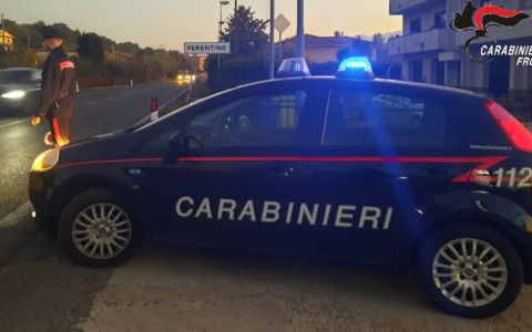 Spacciava da casa mentre era ai domiciliari: finisce in carcere