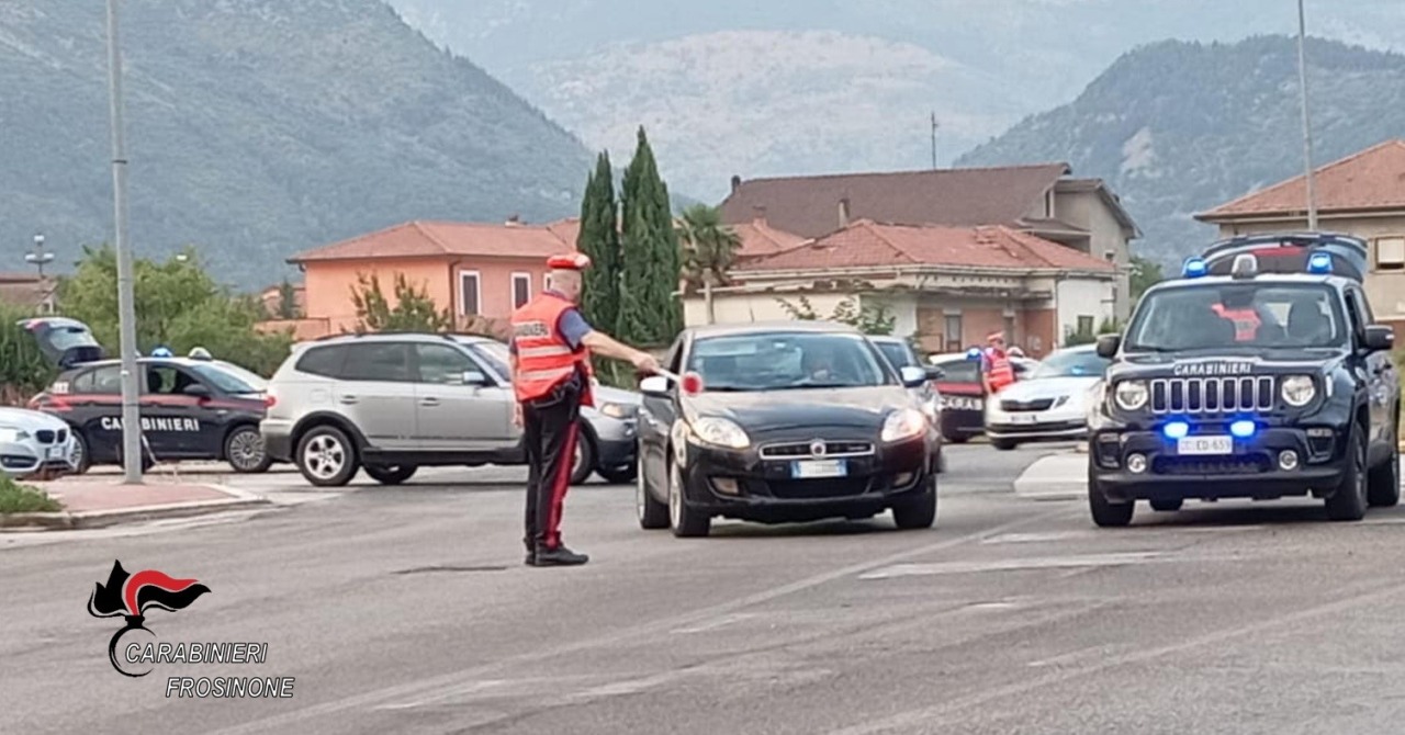 Controlli in quattro comuni: due denunce e quasi 2.900 euro di multe