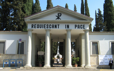 Commemorazione defunti, orari e viabilità