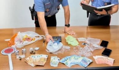Cocaina nascosta negli slip, arrestato un uomo