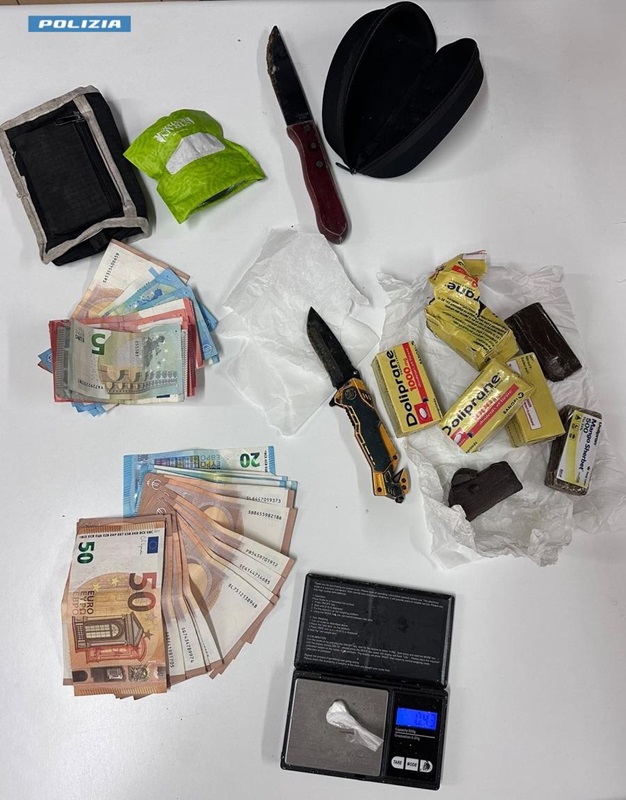 Spacciava mentre era ai domiciliari, arrestato 37enne