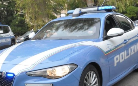 Anziano rapinato e gettato a terra davanti la chiesa di Santa Maria Goretti