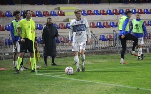 Il Latina riceve la Pianese per dimenticare l’amarezza di Coppa Italia