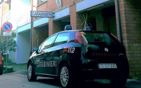 Condannato per pornografia minorile, arrestato