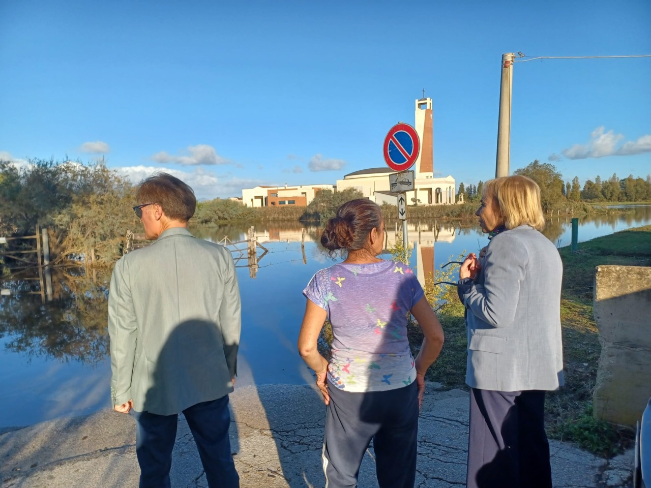 Dopo l’alluvione, riapre via Capraia. Continua il monitoraggio
