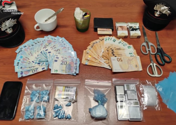 Oltre 60 grammi di cocaina, arrestato dai Carabinieri un giovane straniero