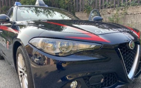 Spaccio di droga, arrestato un giovane
