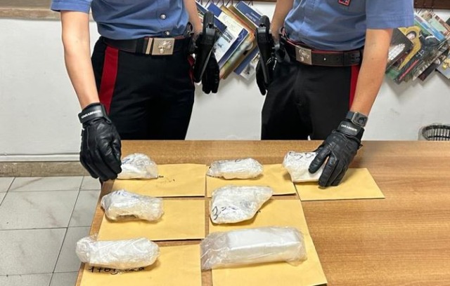 Trovato con oltre un chilo di cocaina, arrestato un 56enne