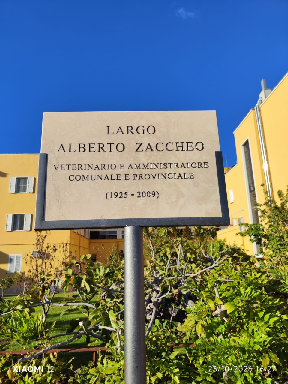 Il parcheggio di via Mameli ora si chiamerà “Largo Alberto Zaccheo”