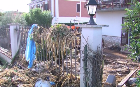 Maltempo, si contano i danni. Emergenza in Via Pontalto e Via Pantani da Basso