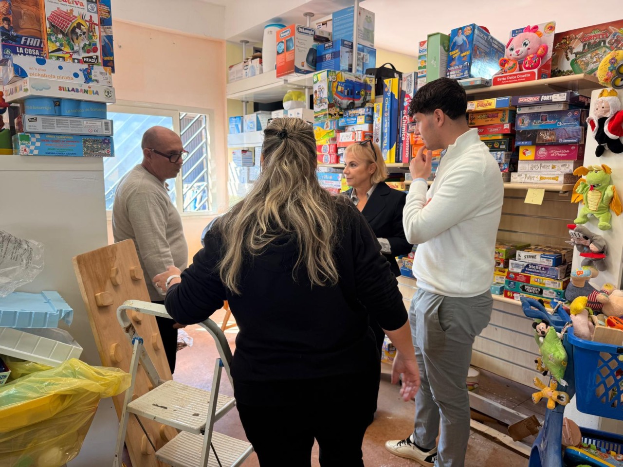 Maltempo, il Comune visita il negozio Baby Replay