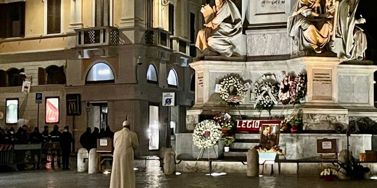 ROMA: 8 DICEMBRE, OMAGGIO DEL PAPA ALL’IMMACOLATA IN PIAZZA DI SPAGNA ...